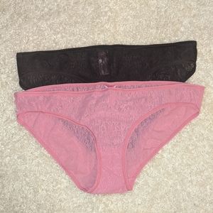 NWOT VS PINK Medium Low Rise Hiphugger (2 pair)